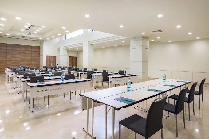 HOTEL BARCELÓ VIAPOL Cliente de Sevilla Líder SL